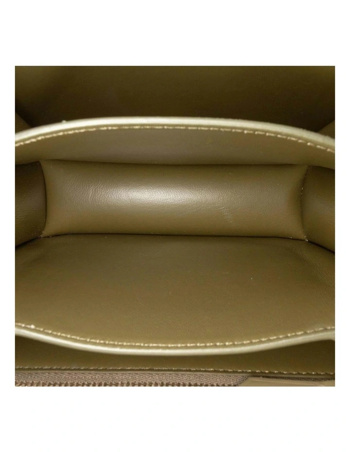 Celine Crossbody Flap Bag Pre-Loved in Green image 4