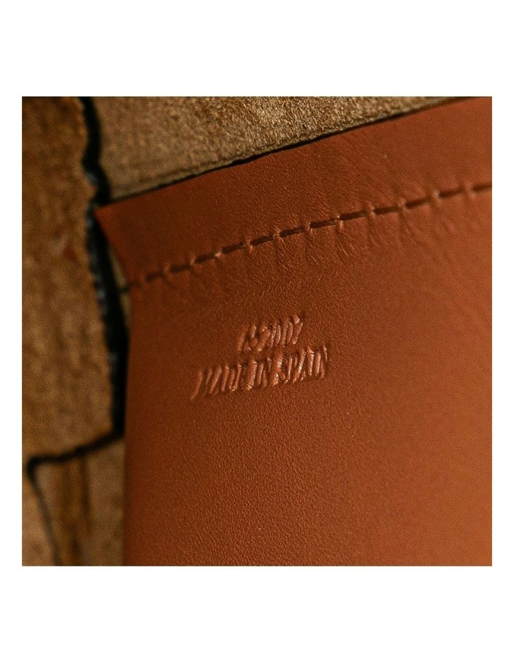 Loewe Leather Bucket Bag in Brown image 6