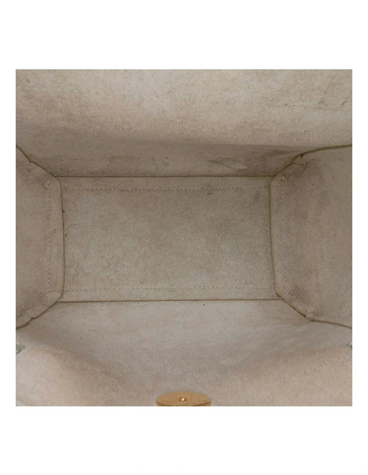 Refined Grained Leather Handbag With Top Handle (Fashion Group ABN 30 617 598 651) in Green image 4