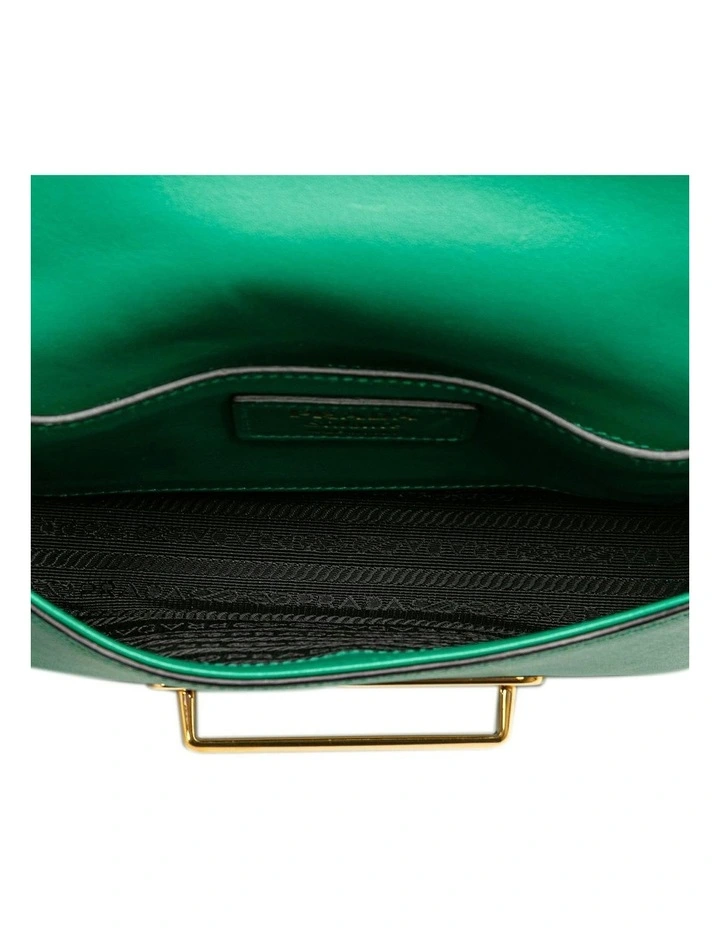 Elegant ABN 30 617 598 651 Top Handle Bag With Chain Strap in Green image 4