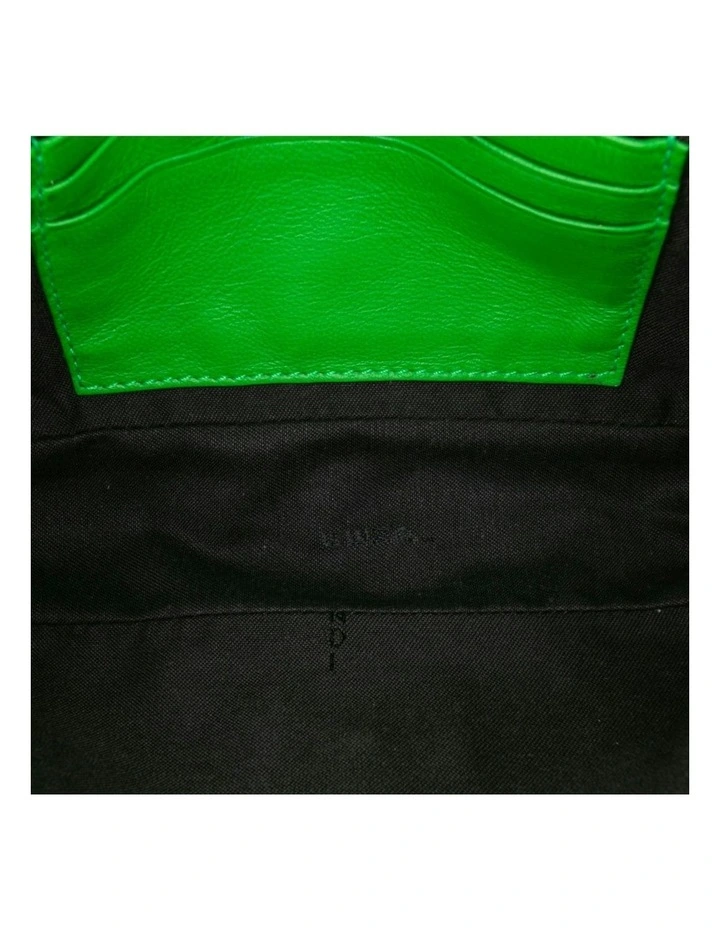 Quilted Leather ABN 30 617 598 651 Shoulder Bag in Green image 4