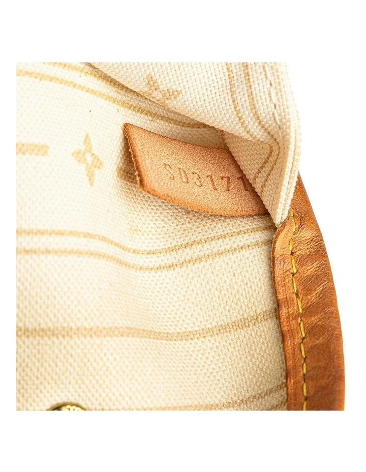 Louis Vuitton Tote Bag Pre-Loved (Azura Fashion Group ABN 30 617 598 651) in White image 7