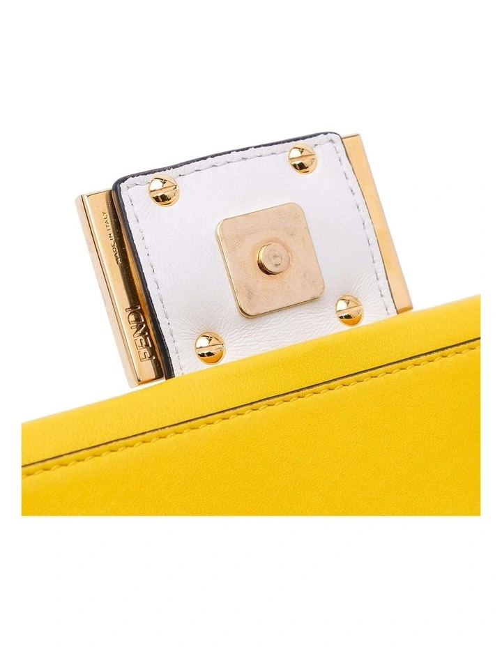 Elegant Leather Shoulder Bag With Chain Strap (Fashion Group ABN 30 617 598 651) in Yellow image 7