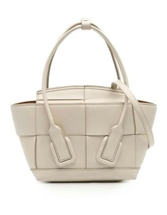Top Handle Leather Bag (Fashion Group ABN 30 617 598 651) in White