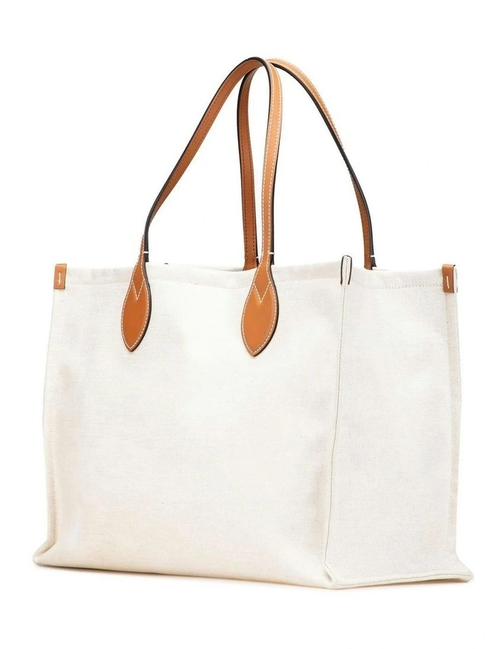 Gucci Elegant Shopper Bag with Top Handles for Versatile Carrying Pre-Loved (Azura Fashion Group ABN 30 617 598 651) in Brown image 2