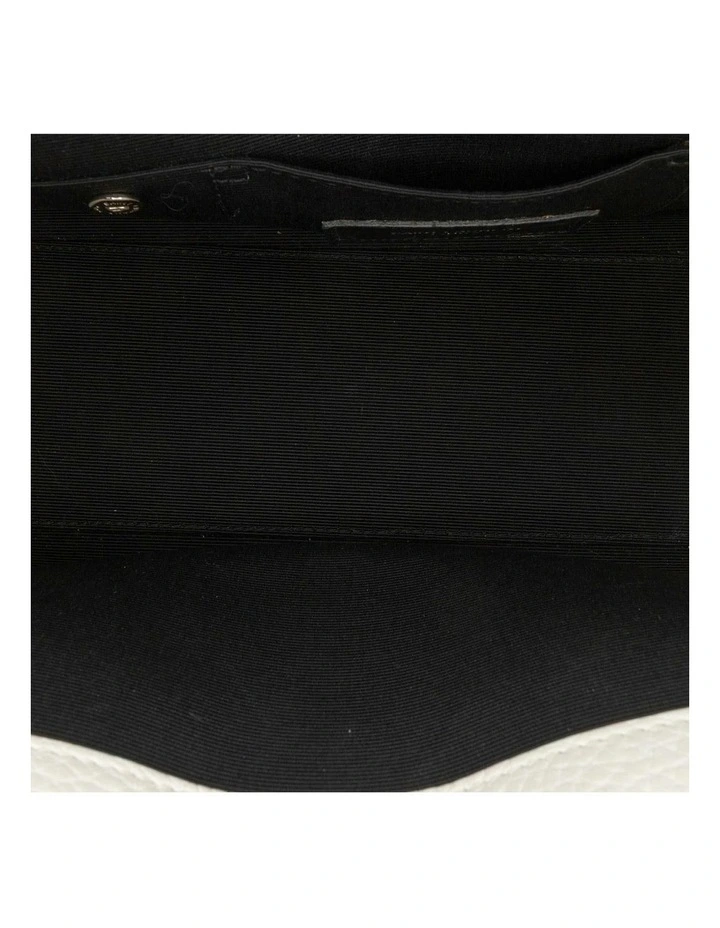 Saint Laurent Structured Leather Handbag Pre-Loved (Azura Fashion Group ABN 30 617 598 651) in White image 4