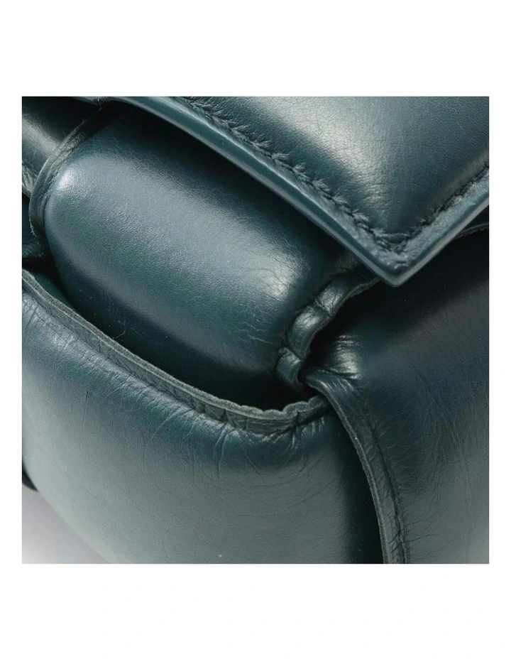 Bottega Veneta Woven Leather Crossbody Bag Pre-Loved (Azura Fashion Group ABN 30 617 598 651) in Green image 6