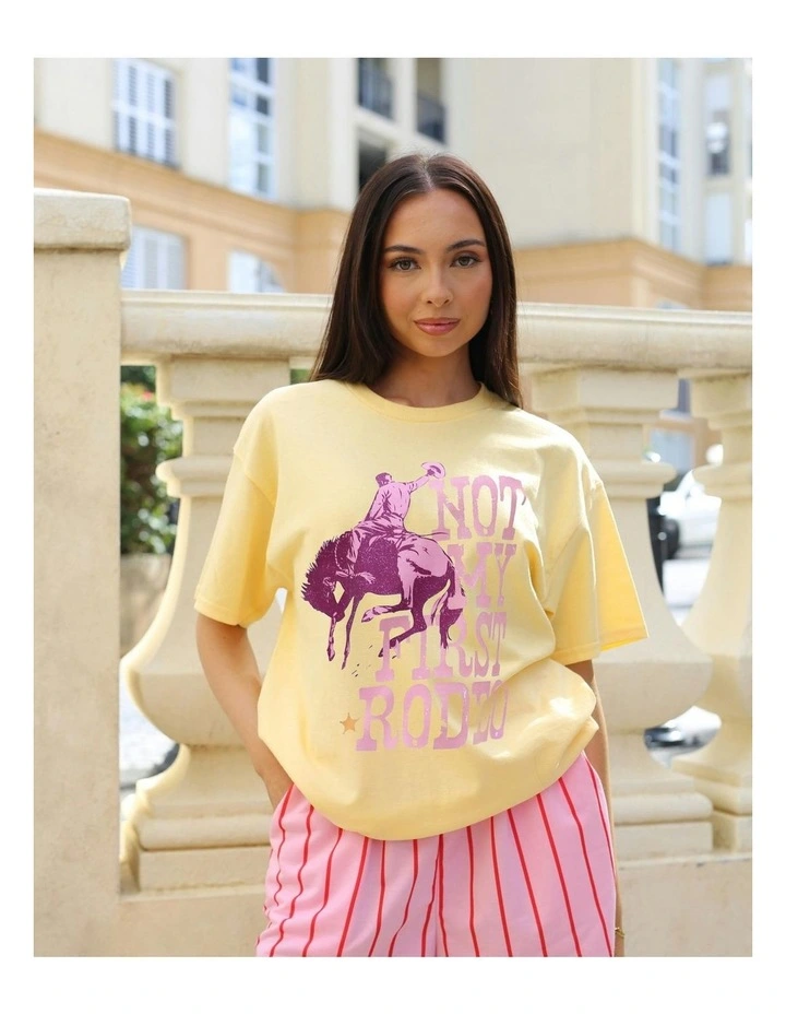 Rodeo Tee in Yellow image 4