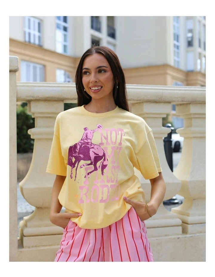 Rodeo Tee in Yellow image 5