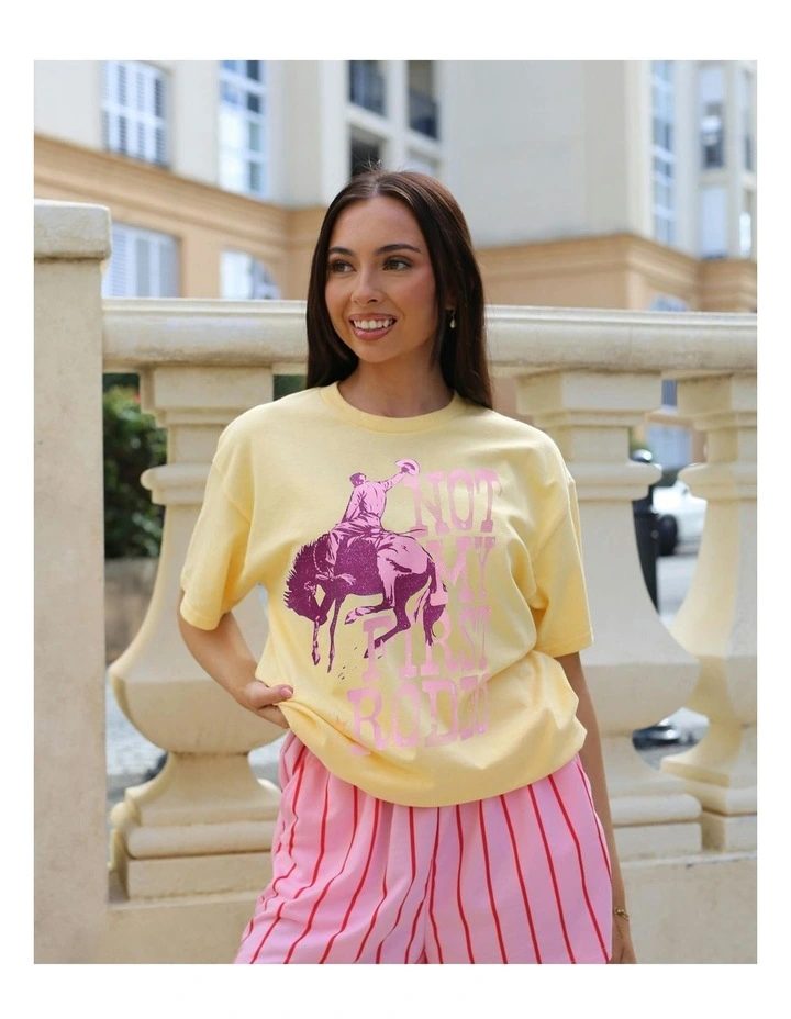 Rodeo Tee in Yellow image 6