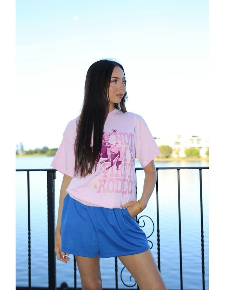 Rodeo Tee in Pink image 4