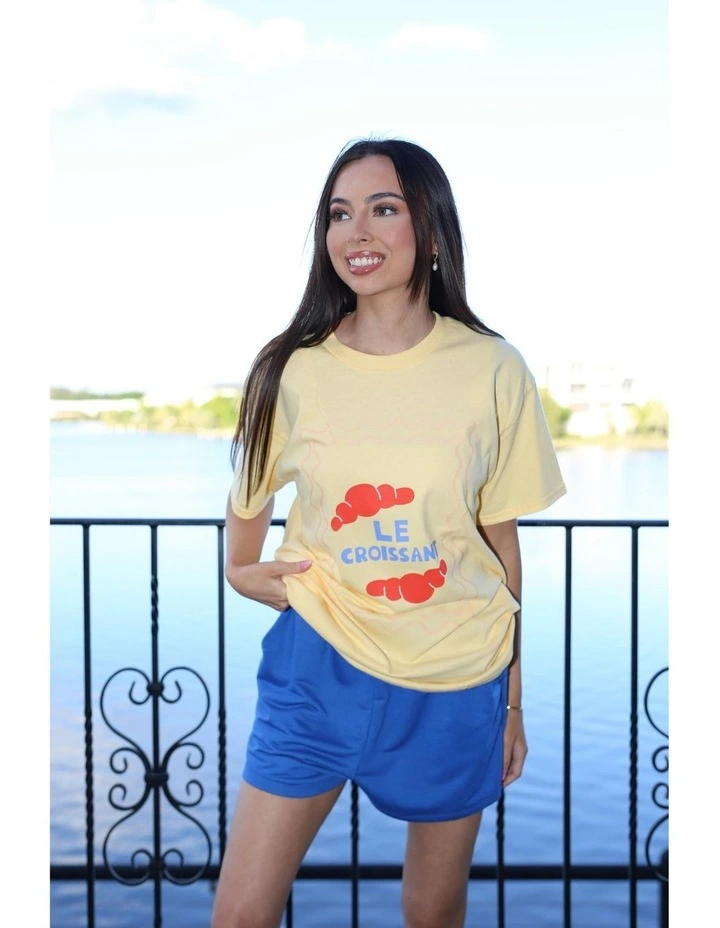 Le Croissant Tee in Yellow image 5