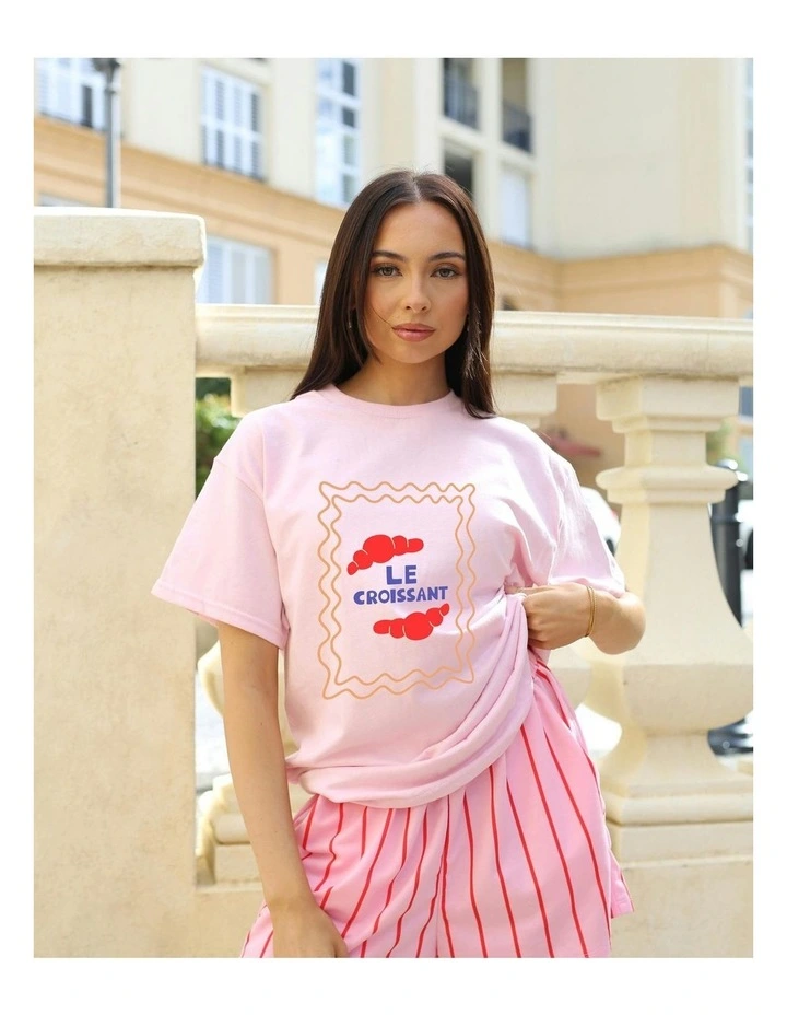 Le Croissant Tee in Pink image 5