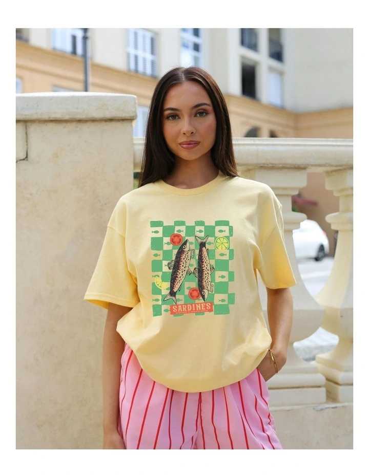 Sardine Tee in Yellow image 4