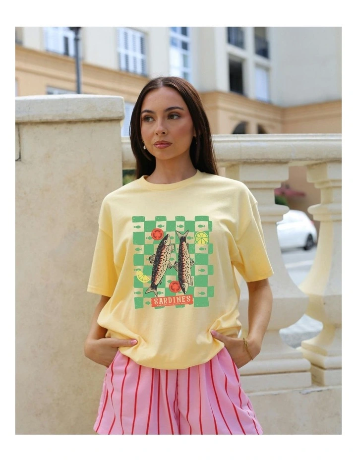 Sardine Tee in Yellow image 6
