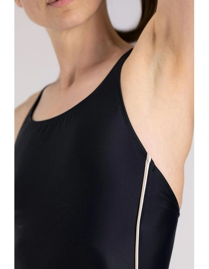 Boyleg Cut One Piece Swimsuit in Black image 4