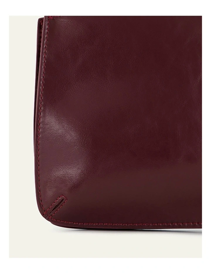 Amber Crossbody Bag in Merlot Leather image 3