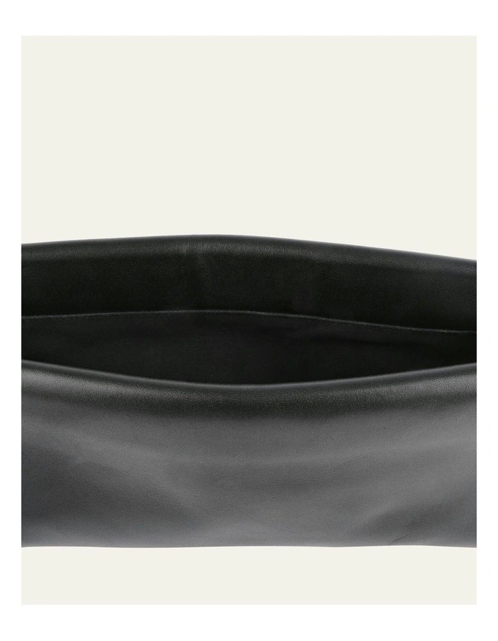 Bonnie Clutch Bag in Black Leather image 6
