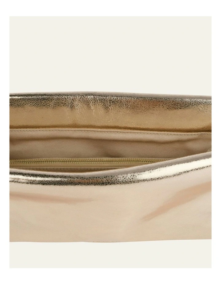 Bonnie Clutch Bag in Light Gold Leather image 6