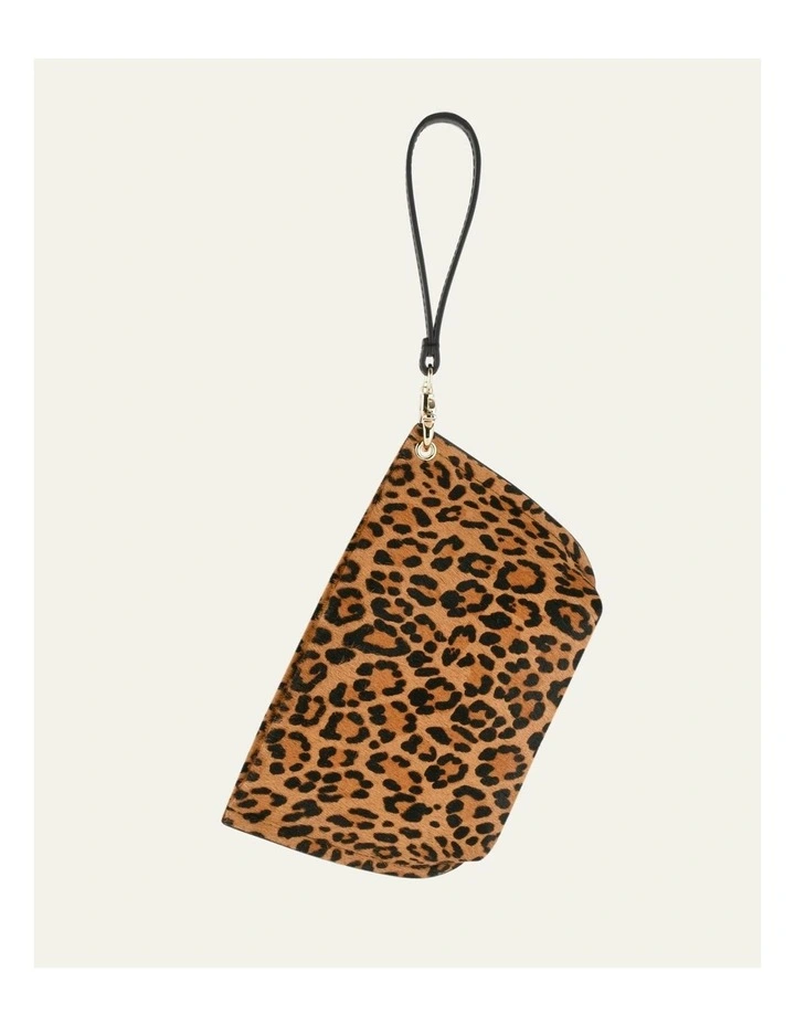 Bonito Pouch Bag in Leopard image 7