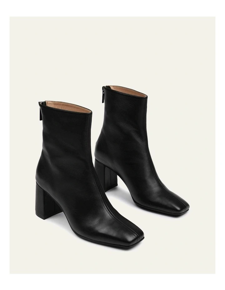 Nevada Mid Ankle Leather Boots in Black image 3