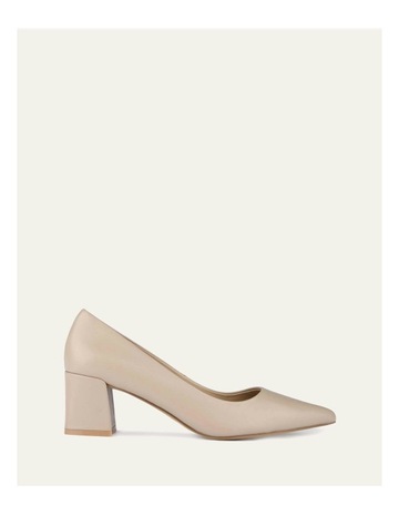 Taupe colour