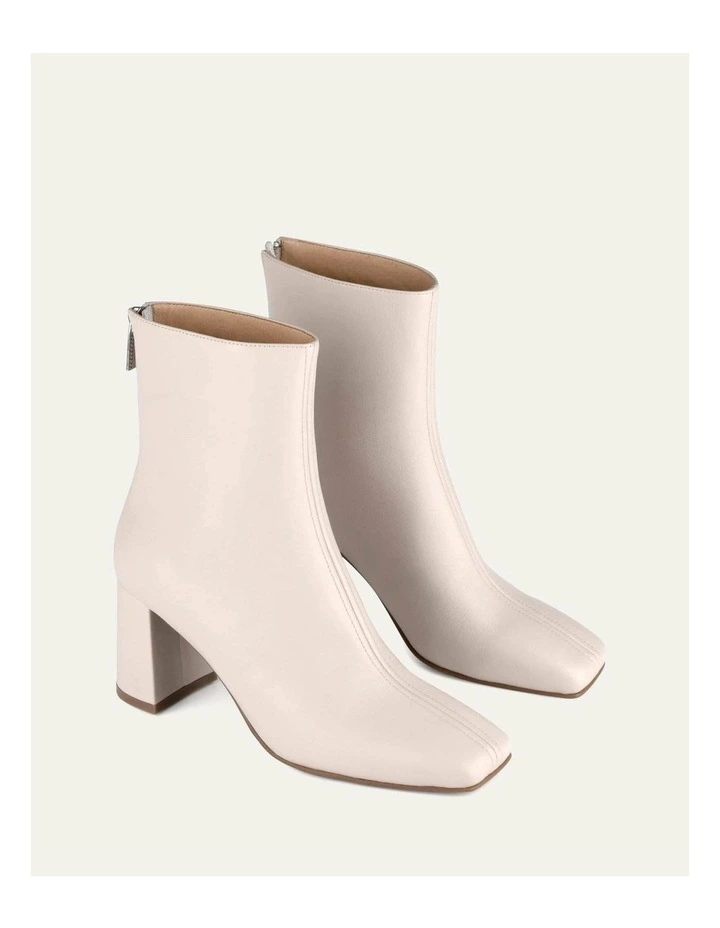 Nevada Mid Ankle Leather Boots in Bone image 3