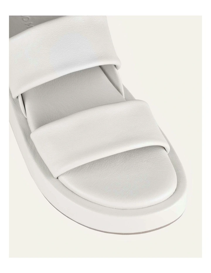Dana Flat Leather Sandals in Bone image 4