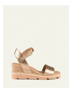 Katie Mid Heel Wedge Sandals in Gold