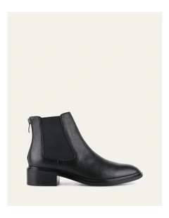 Melrose Flat Ankle Leather Boots in Black