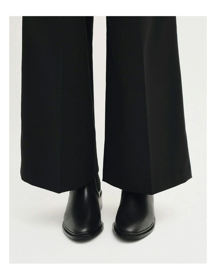 Melrose Flat Ankle Leather Boots in Black image 7