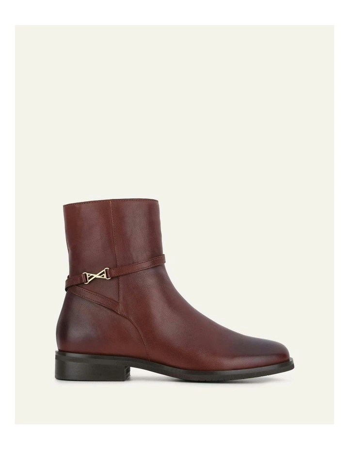 Gilbert Flat Ankle Leather Boots in Chestnut image 1