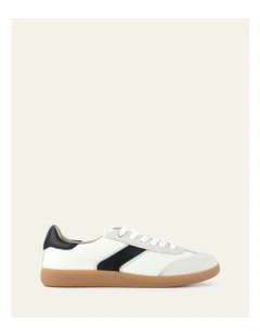 Lola Leather Sneakers in Black