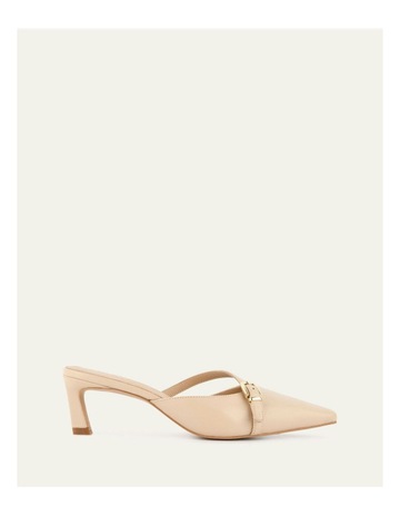 Sand colour