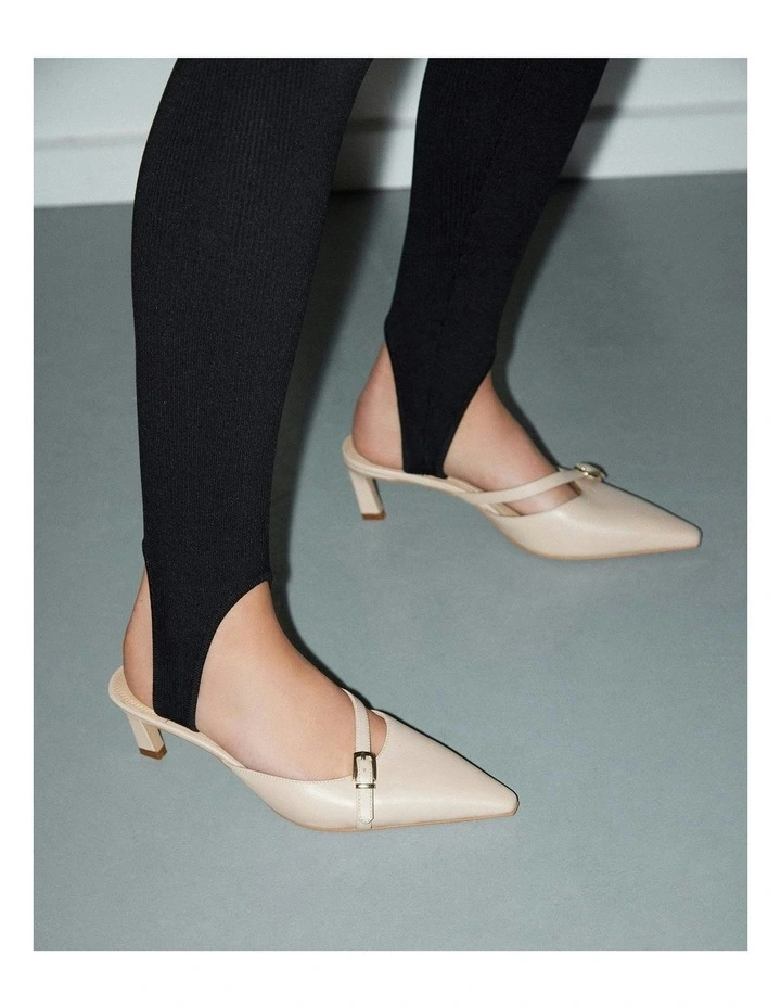 Leona Low Heels Shoe in Sand image 2