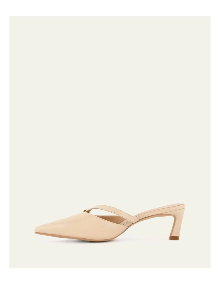 Leona Low Heels Shoe in Sand image 6