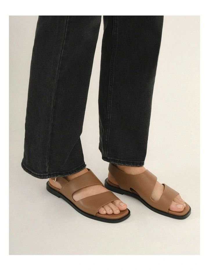 Sadie Flat Sandals in Caramel image 7
