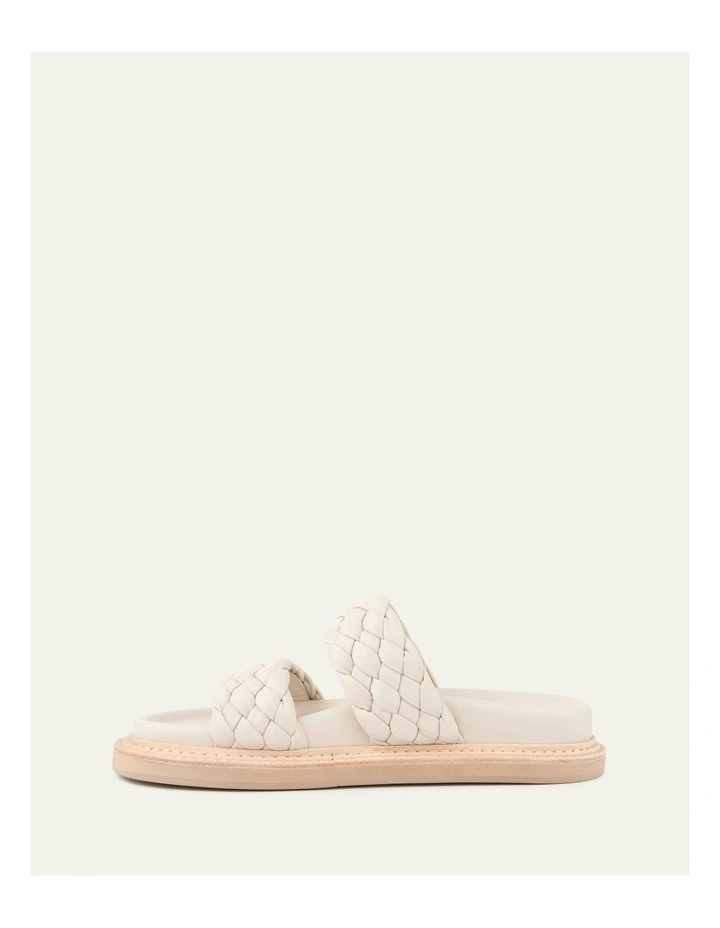 Vega Flat Leather Sandals in Off White image 6