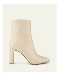 Suki High Ankle Boots in Sand