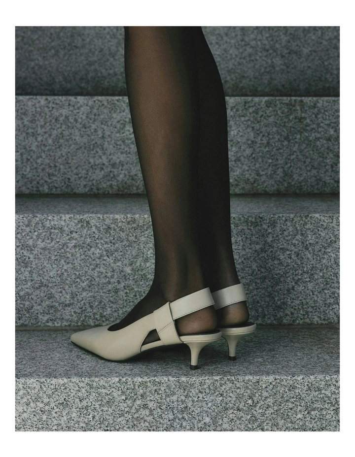 Leather Rosa Low Heels in Sand image 7