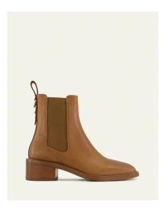 Leather Mona Flat Ankle Boots in True Tan