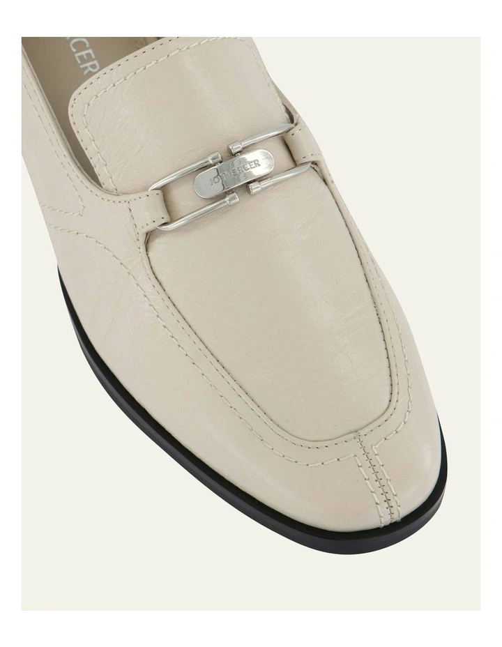 Riley Loafers Crinkle Leather in Bone image 4