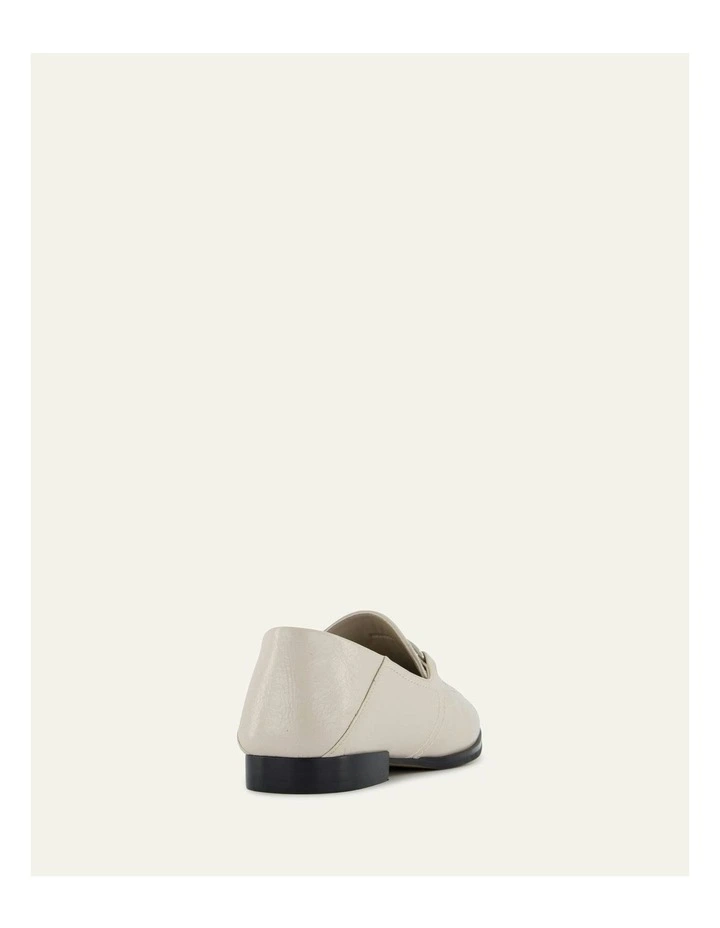 Riley Loafers Crinkle Leather in Bone image 5