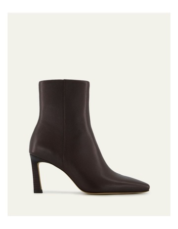 Chocolate colour