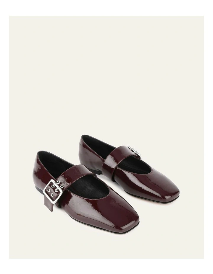 Sarah Casual Flats Merlot Crinkle Patent in Red image 3
