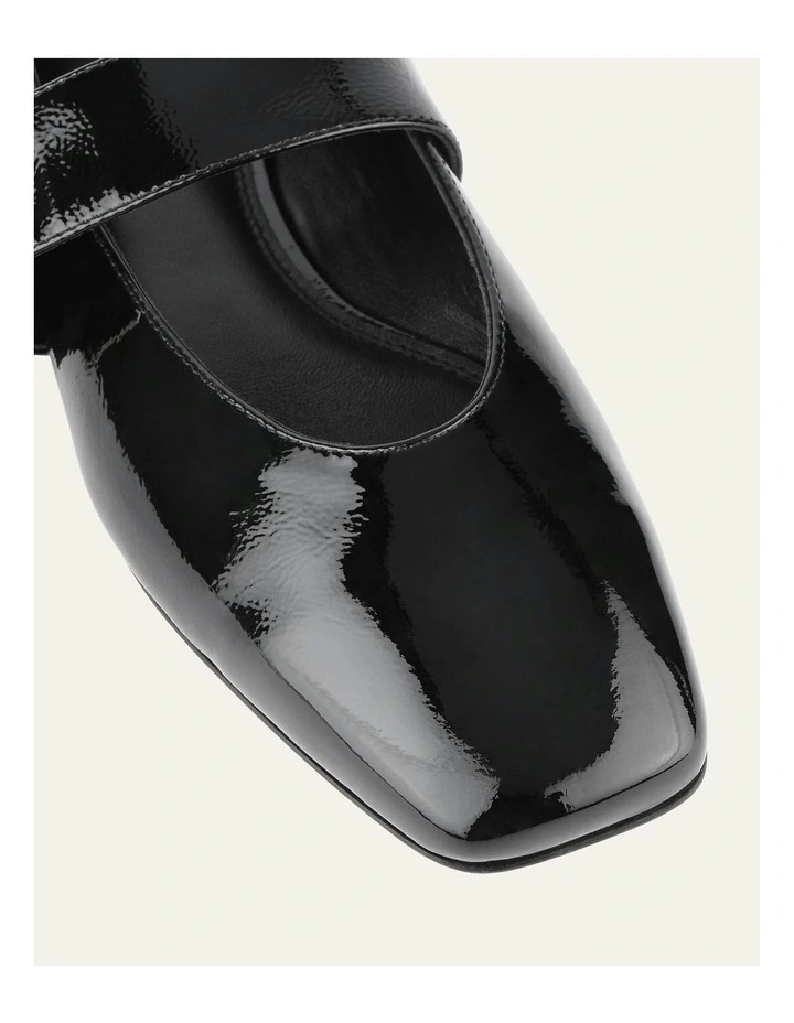 Sarah Casual Flats Crinkle Patent in Black image 4