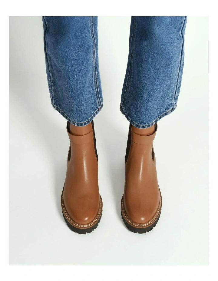 Kiko Flat Ankle Boots True Leather in Tan image 2