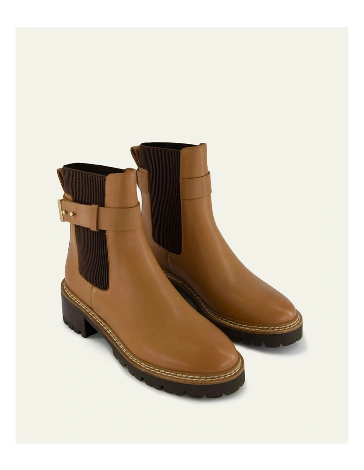 Kiko Flat Ankle Boots True Leather in Tan image 3