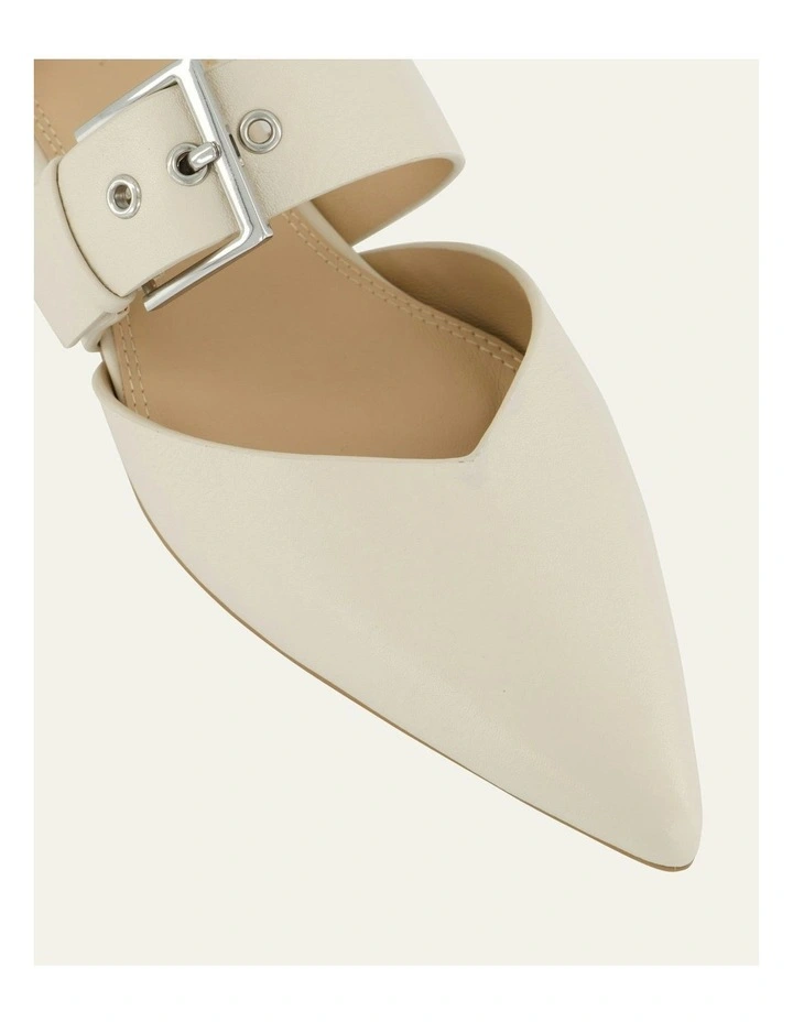 Neela Dress Flats Leather in Off White image 3