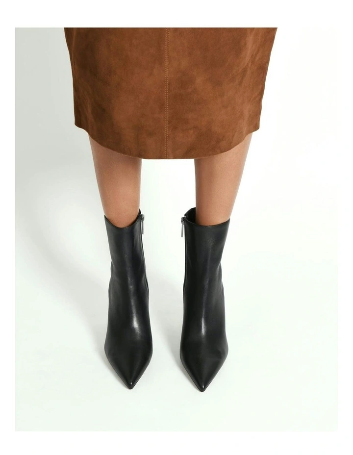 Lottie High Ankle Boots Leather in Black image 7